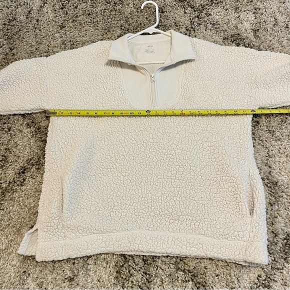 Aerie Dream Sherpa Quarter Zip Pullover in Cream - Women’s Size Medium - Picture 5 of 11